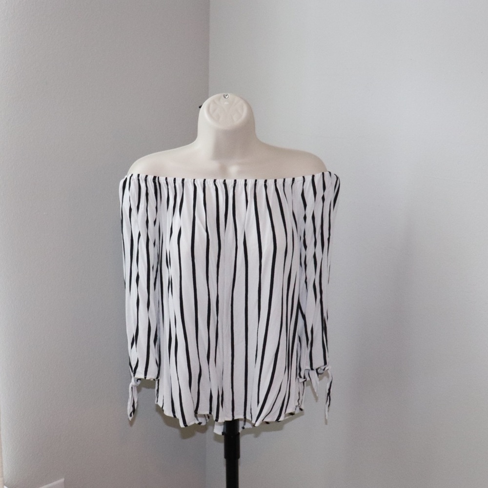 Stripped off the shoulder top
